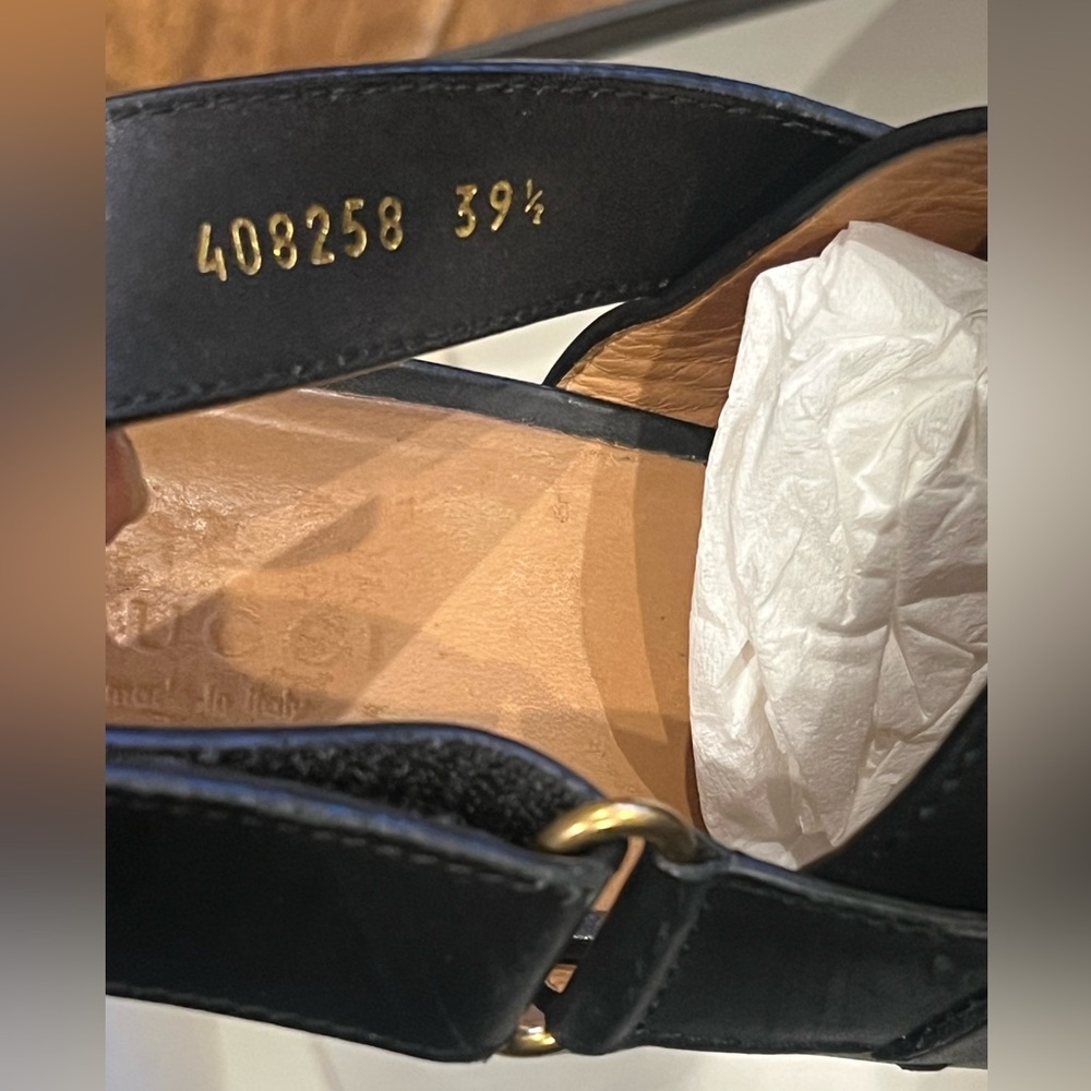 Gucci Women's Black Leather Mules with Gold Accent - Picture 7 of 9